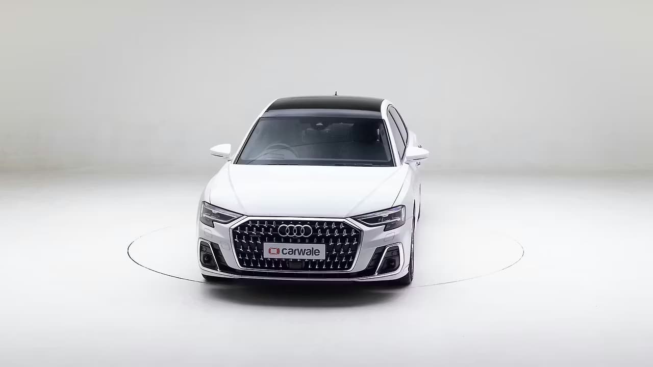 Audi A8 L 360 frame 2