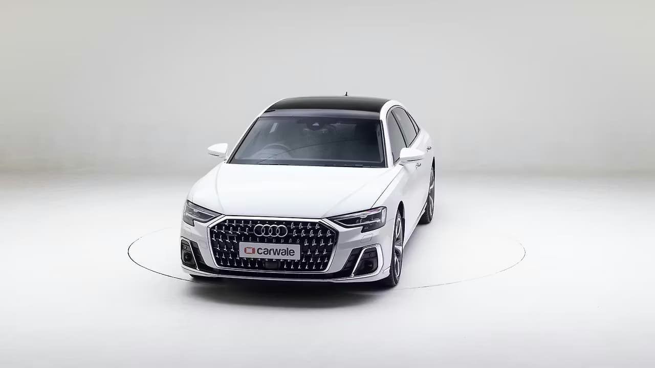 Audi A8 L 360 frame 3