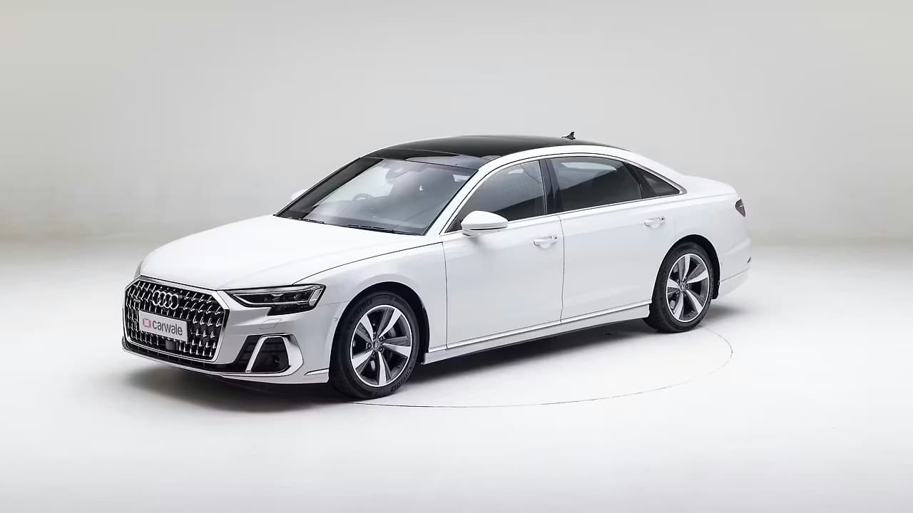 Audi A8 L 360 frame 10