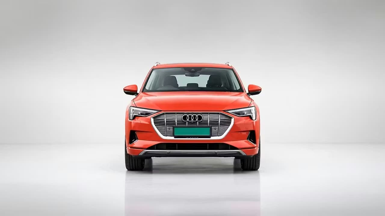 Audi e-tron 360 frame 1