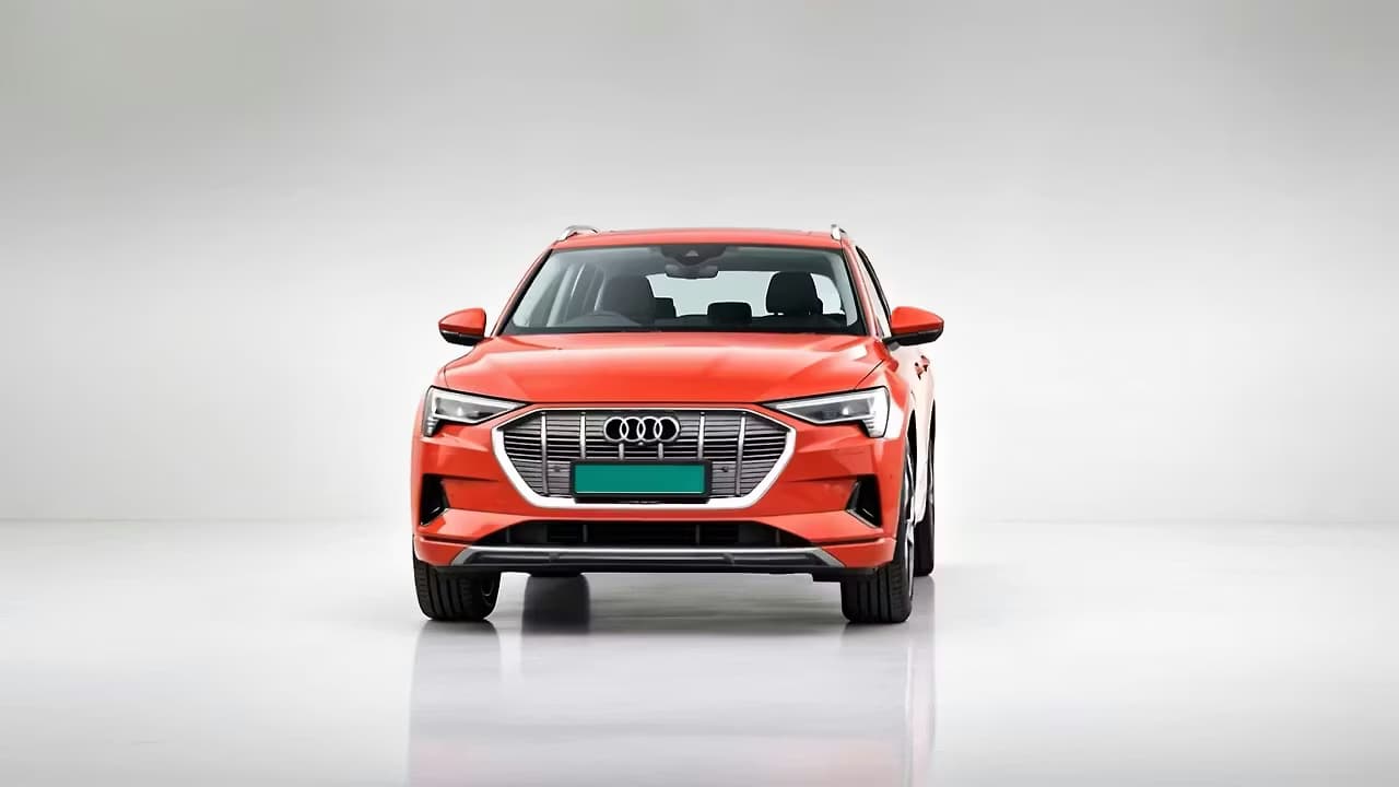 Audi e-tron 360 frame 2