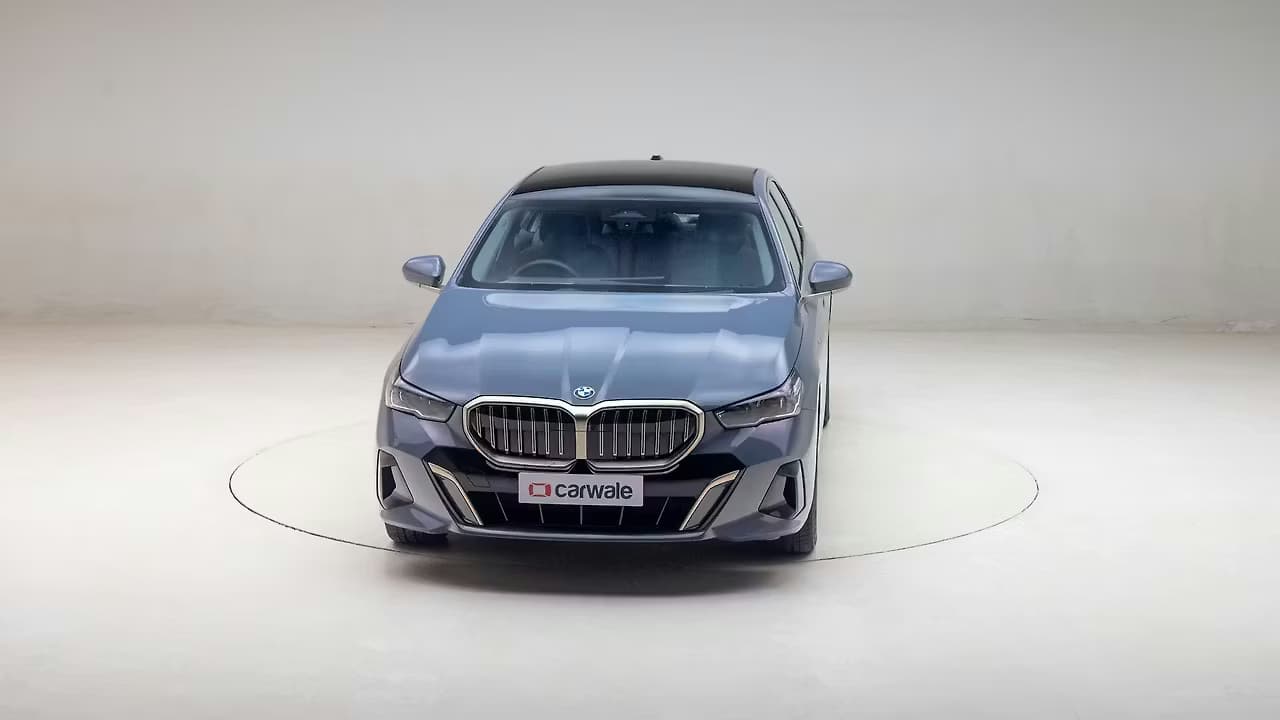 BMW 5-Series LWB 360 frame 2