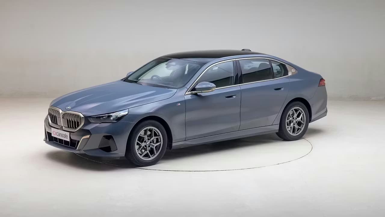 BMW 5-Series LWB 360 frame 11