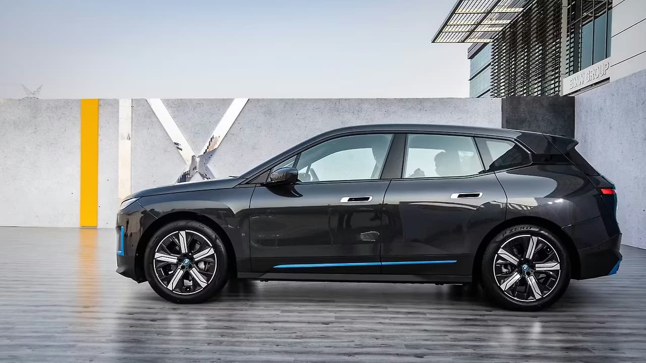 BMW iX Left Side View