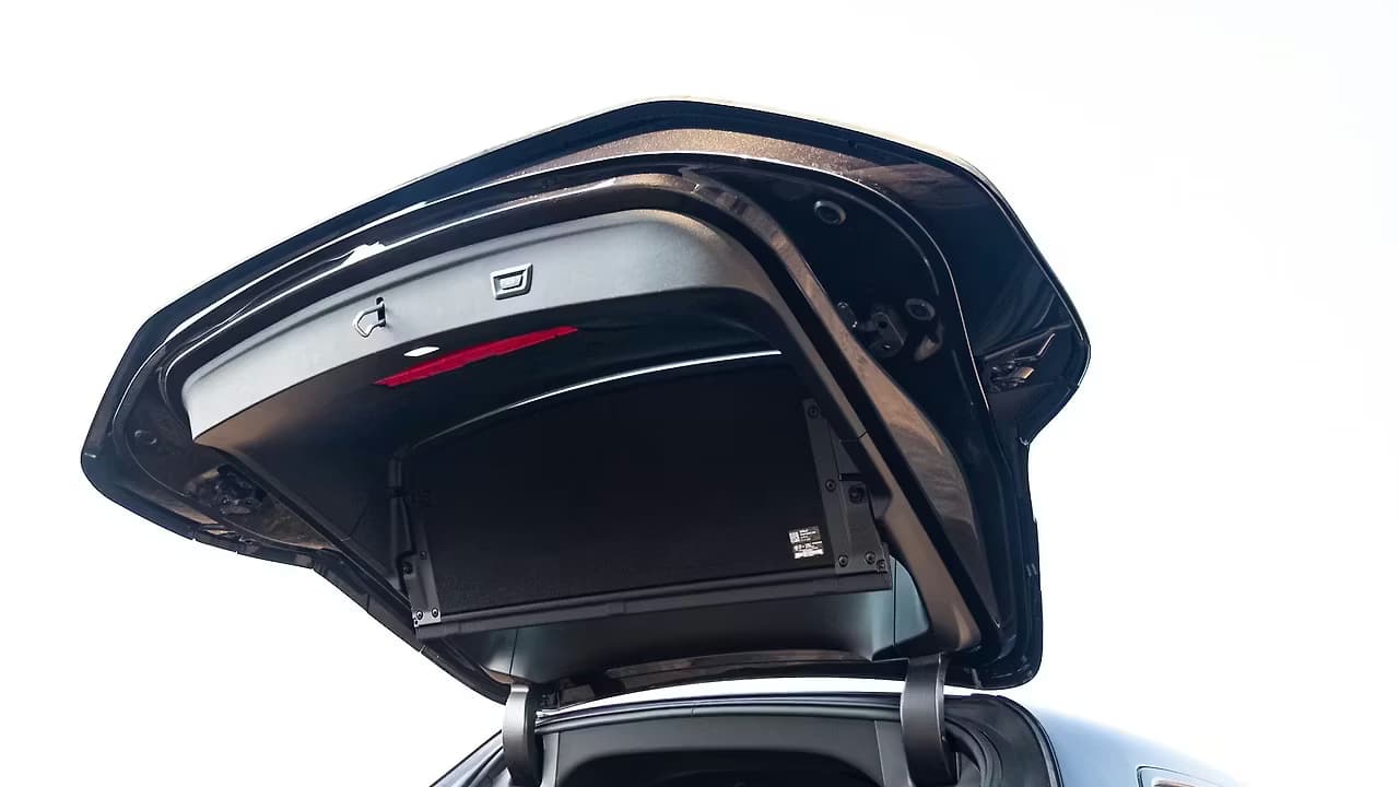 BMW iX Open Boot/Trunk