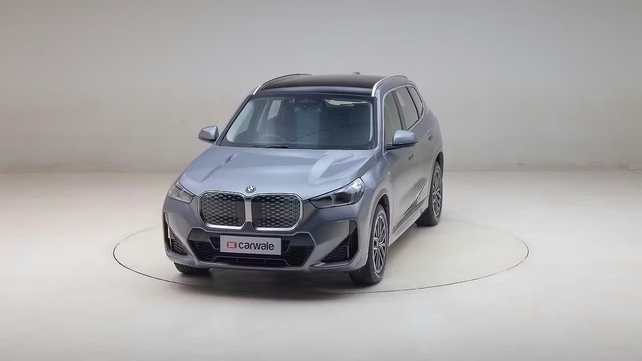 BMW iX1 LWB 360 frame 4