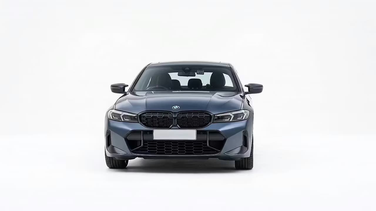 BMW M340i 360 frame 2