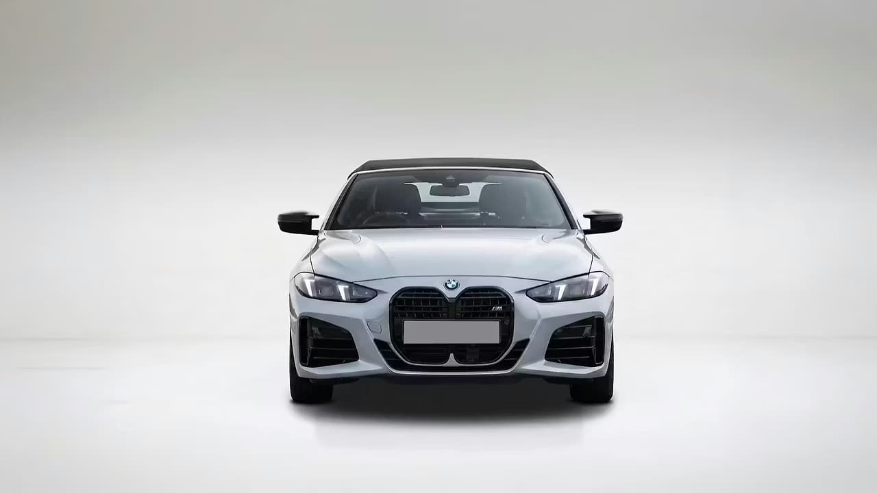 BMW M440i 360 frame 1