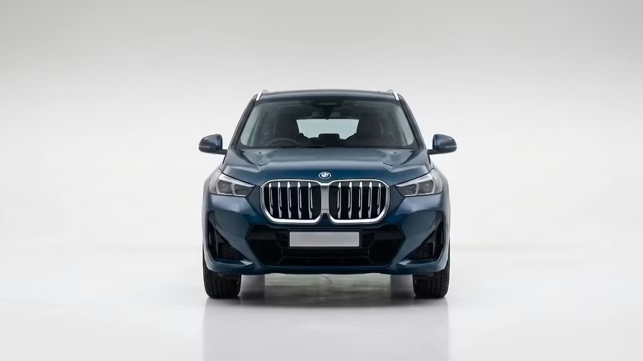 BMW X1 LWB 360 frame 1