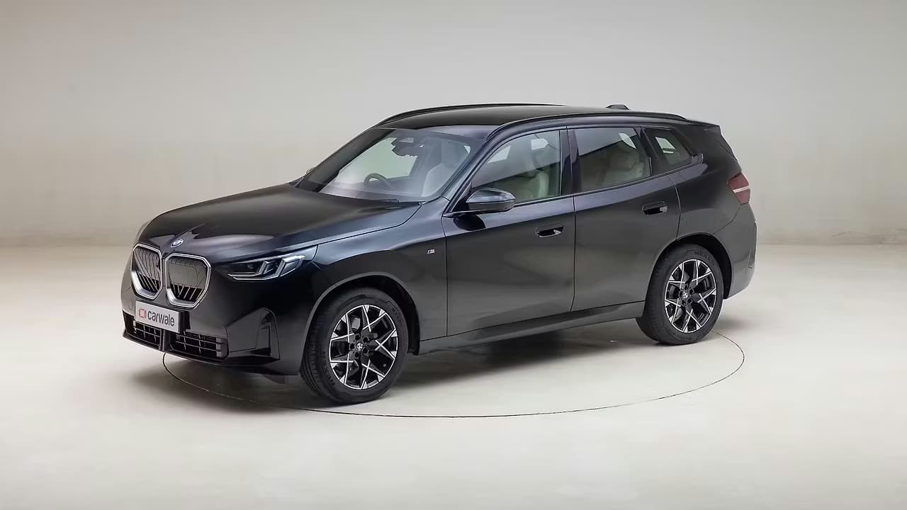 BMW X3 360 frame 11