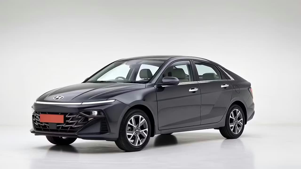 Hyundai Verna 360 frame 10