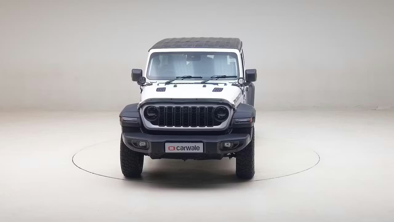 Jeep Wrangler 360 frame 2