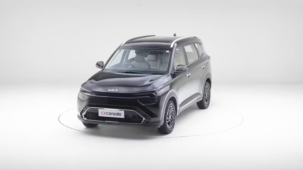 Kia Carens 360 frame 5