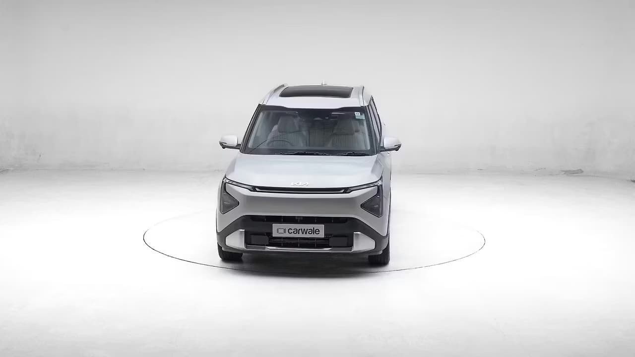 Kia Carens Clavis 360 frame 2
