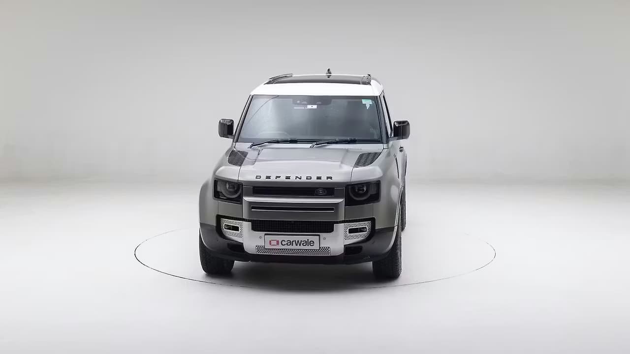 Land Rover Defender 360 frame 2