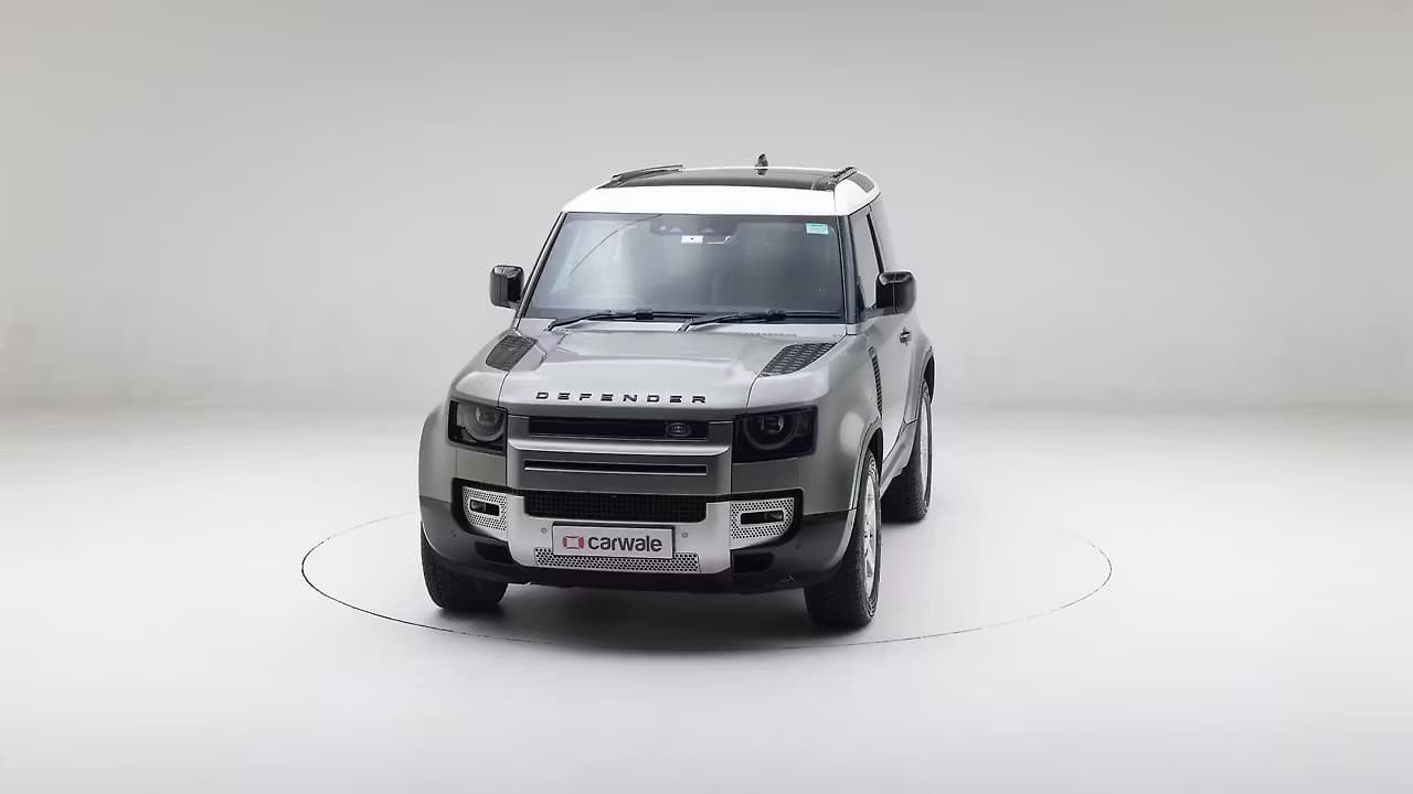 Land Rover Defender 360 frame 3
