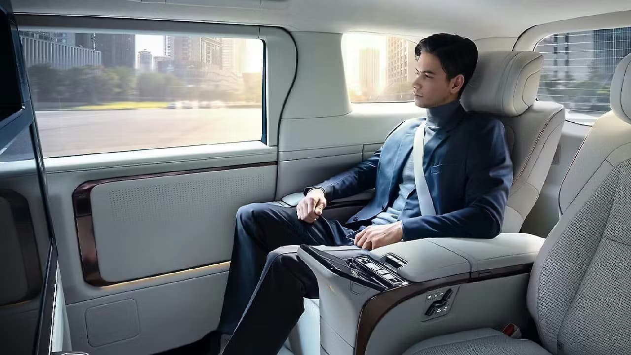 Lexus LM Rear Seats