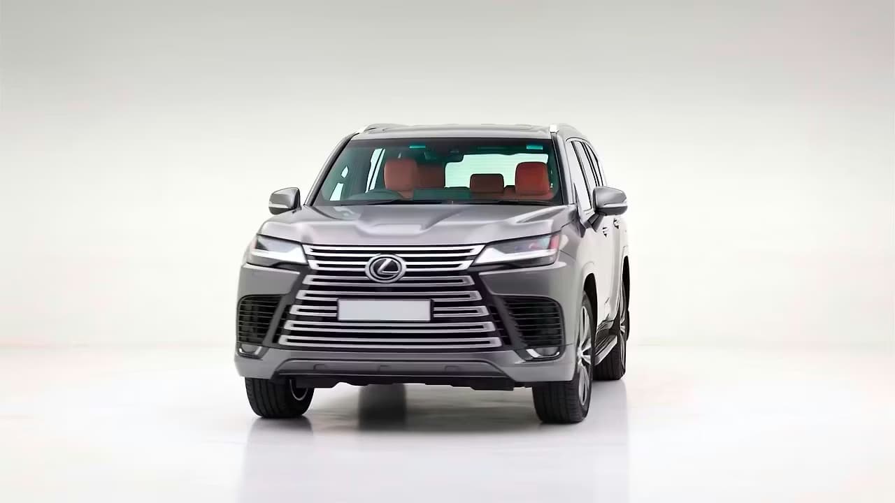 Lexus LX 360 frame 5