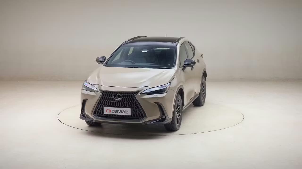 Lexus NX 360 frame 4