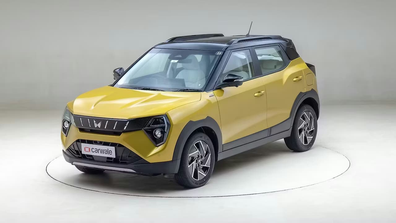 Mahindra XUV 3XO 360 frame 8