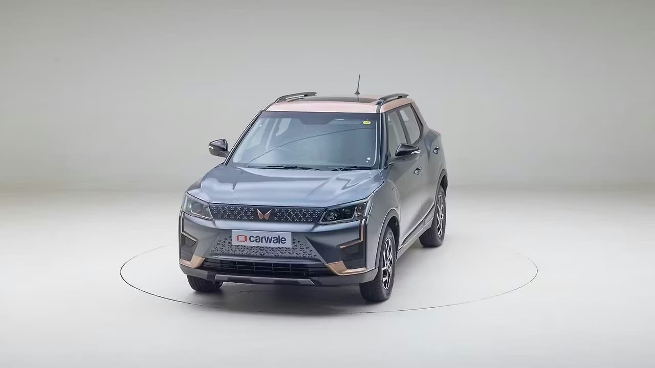 Mahindra XUV400 360 frame 4