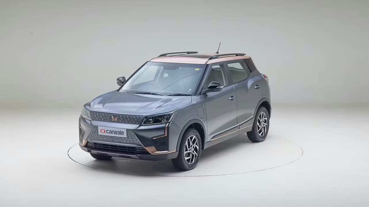 Mahindra XUV400 360 frame 7
