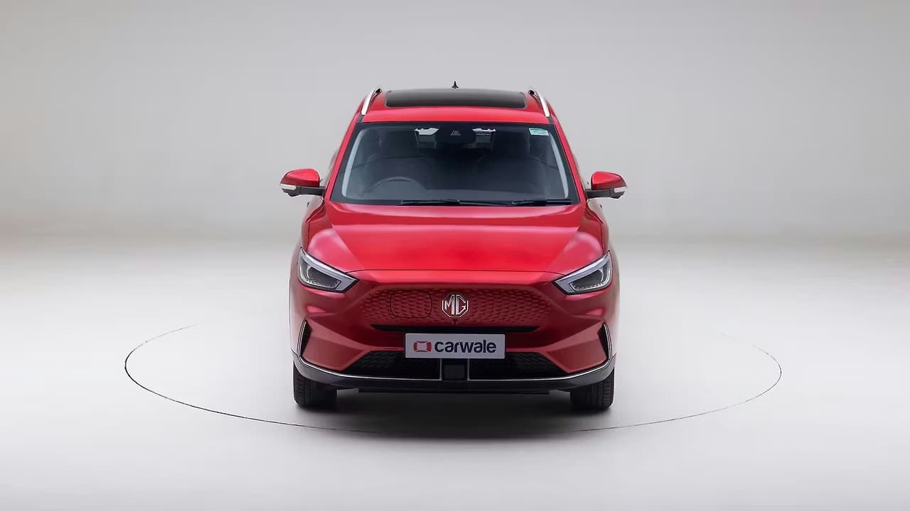 MG ZS EV 360 frame 1