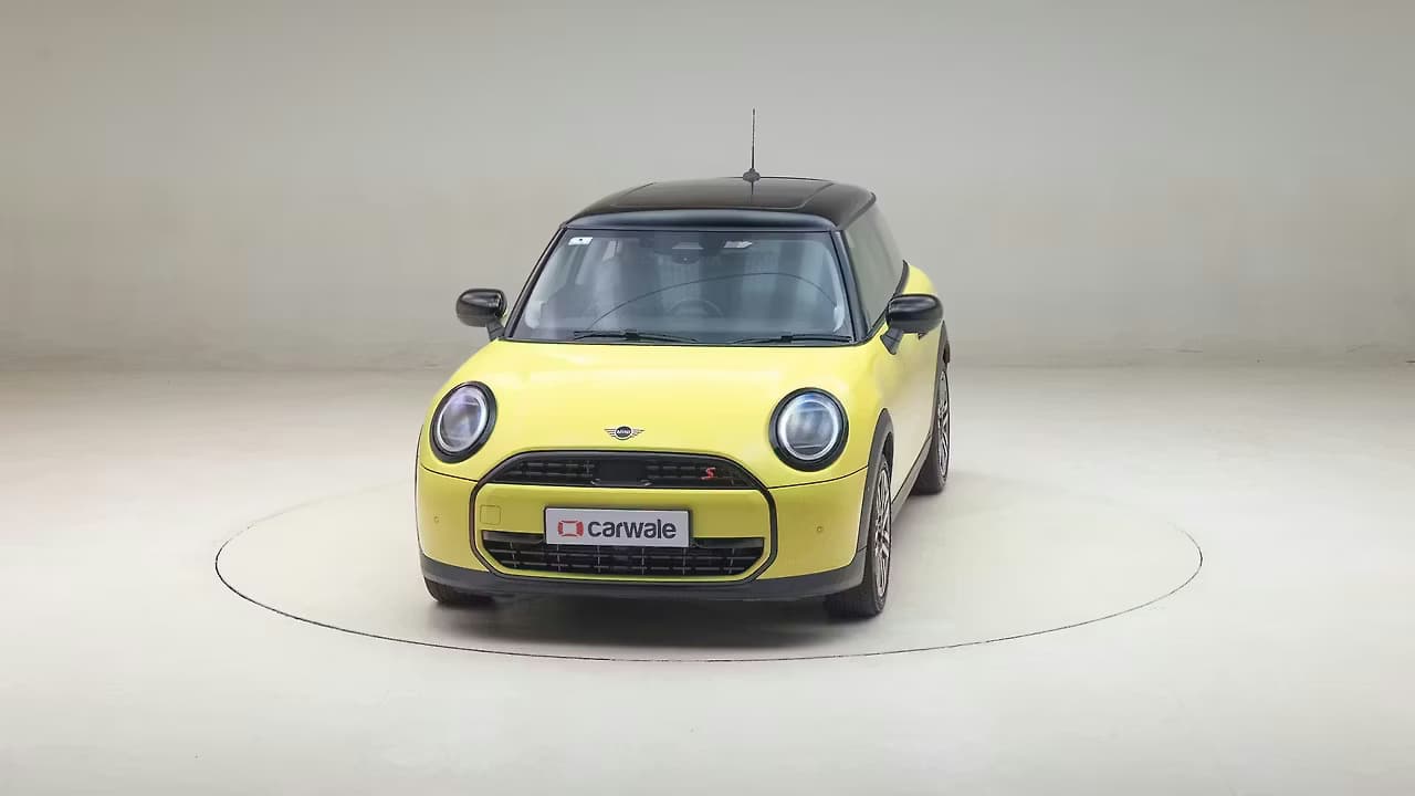Mini Cooper 360 frame 3