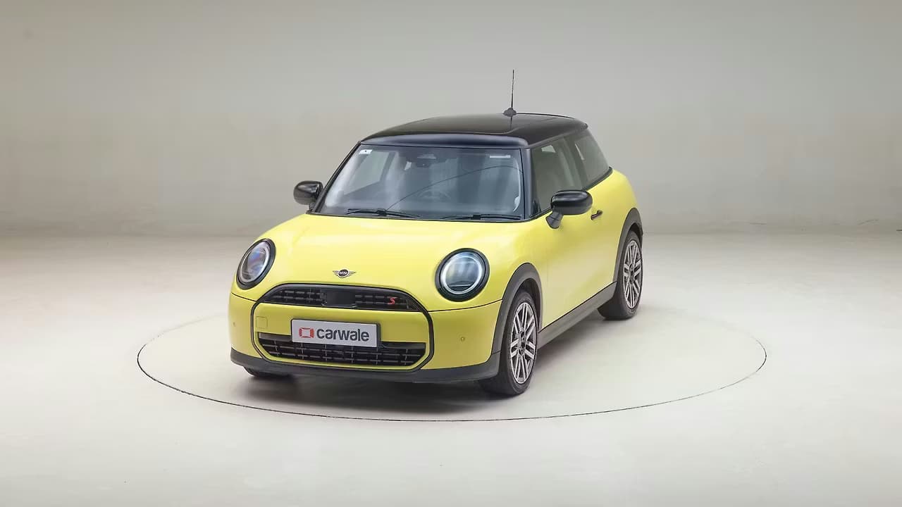 Mini Cooper 360 frame 5