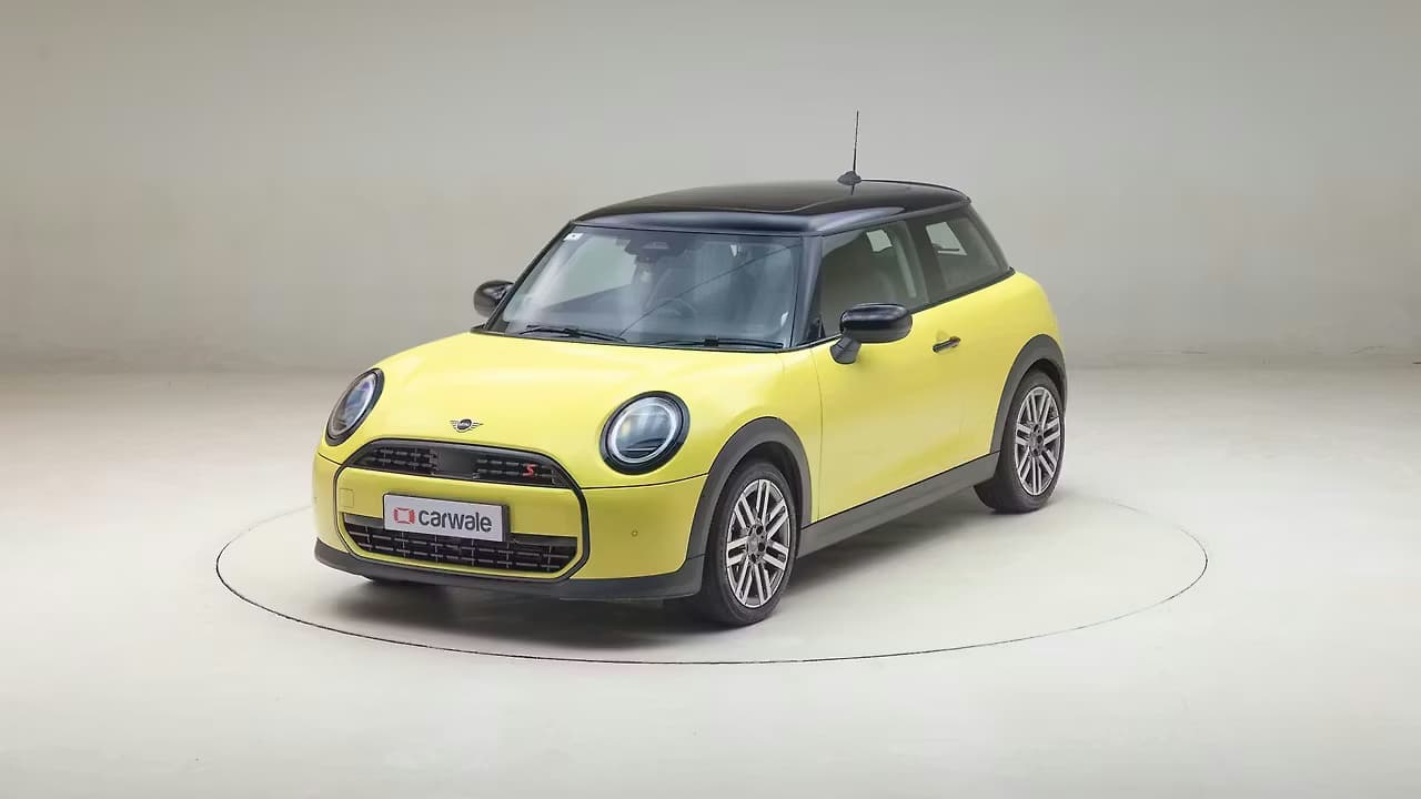 Mini Cooper 360 frame 7