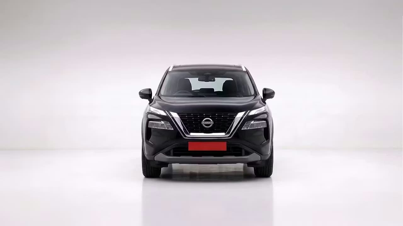 Nissan X-Trail 360 frame 1