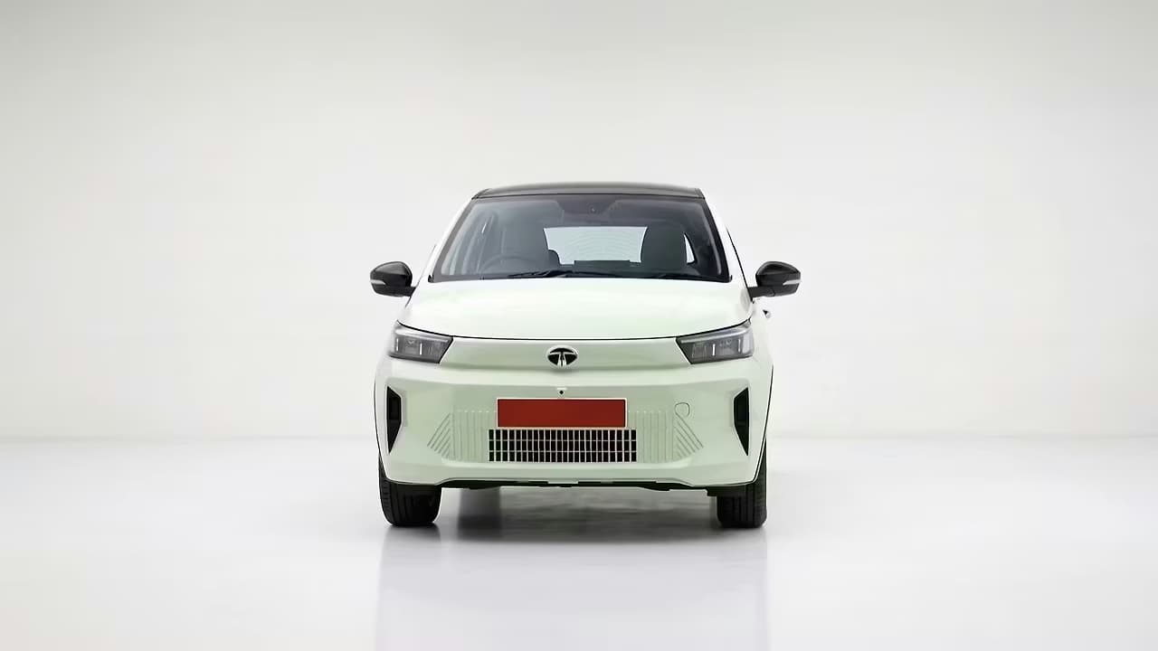 Tata Tiago EV 360 frame 3