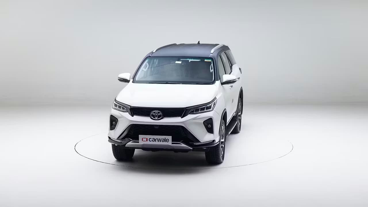 Toyota Fortuner 360 frame 2