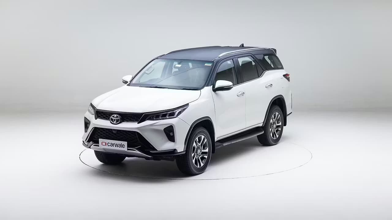 Toyota Fortuner 360 frame 6
