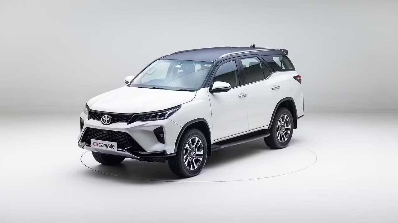 Toyota Fortuner 360 frame 7