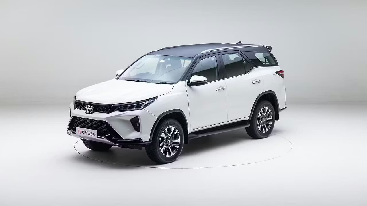 Toyota Fortuner 360 frame 8