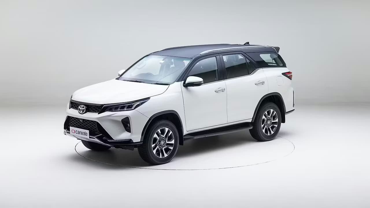 Toyota Fortuner 360 frame 9