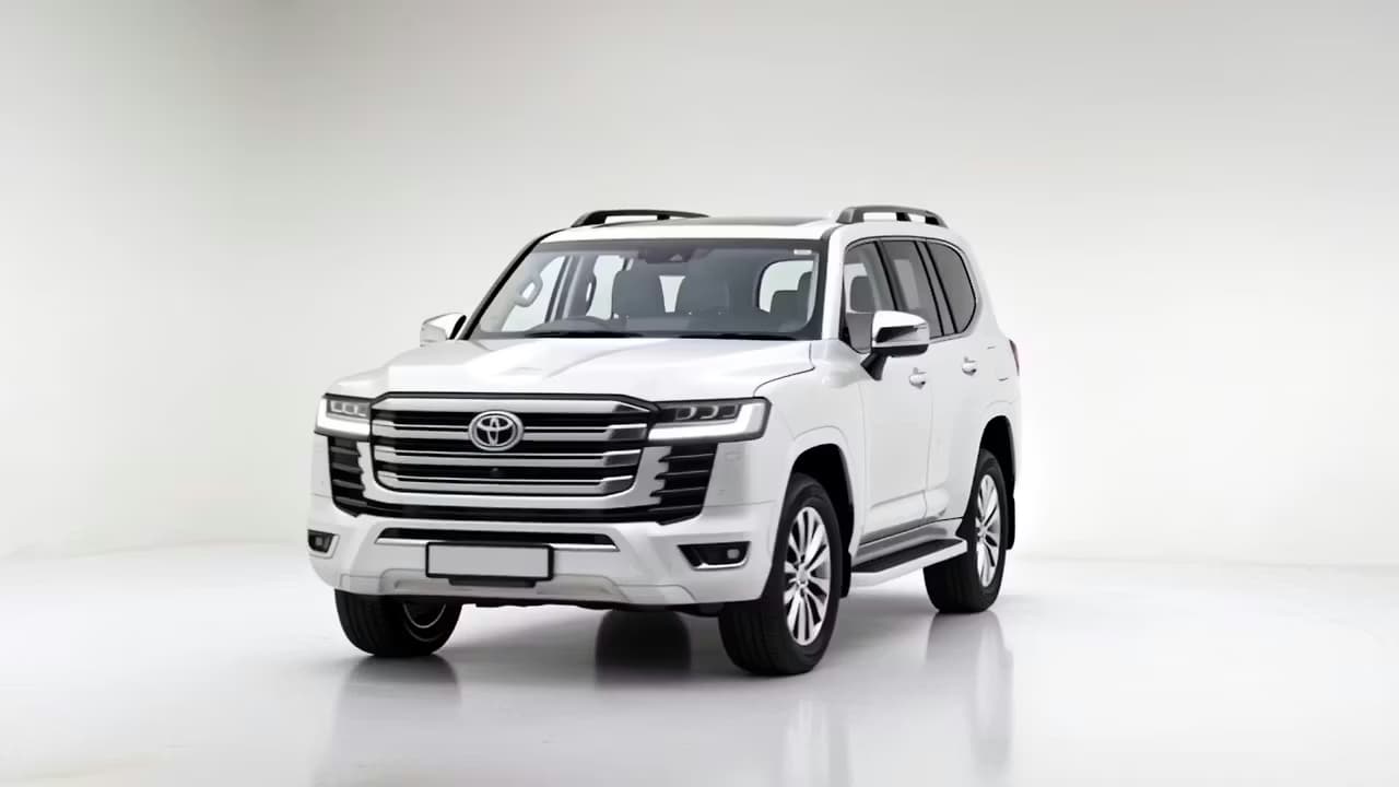 Toyota Land Cruiser 360 frame 4