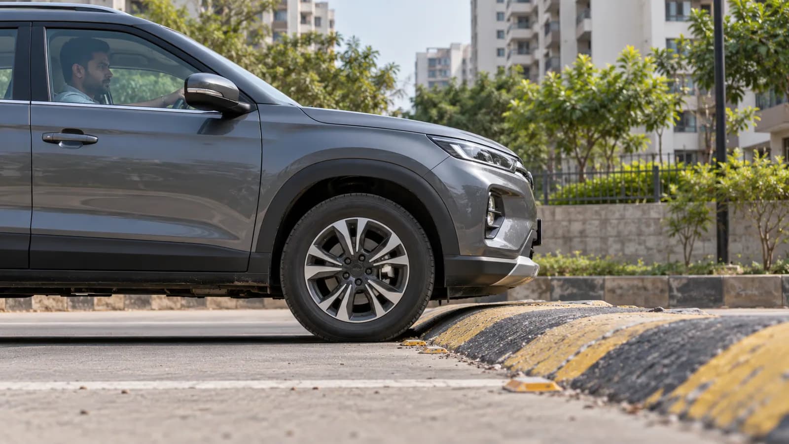 Ground Clearance Is Not Enough: Understanding Approach, Departure and Breakover Angles