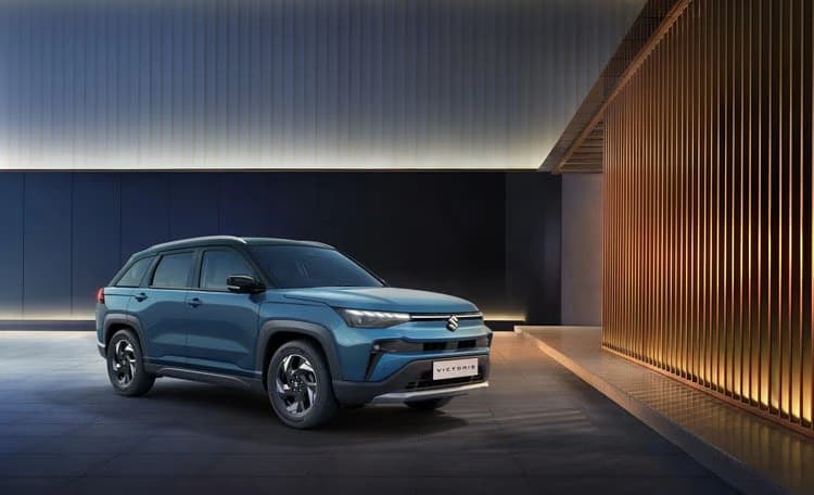 Maruti Victoris CNG or Strong Hybrid? Compare the Routine, Not Just Mileage